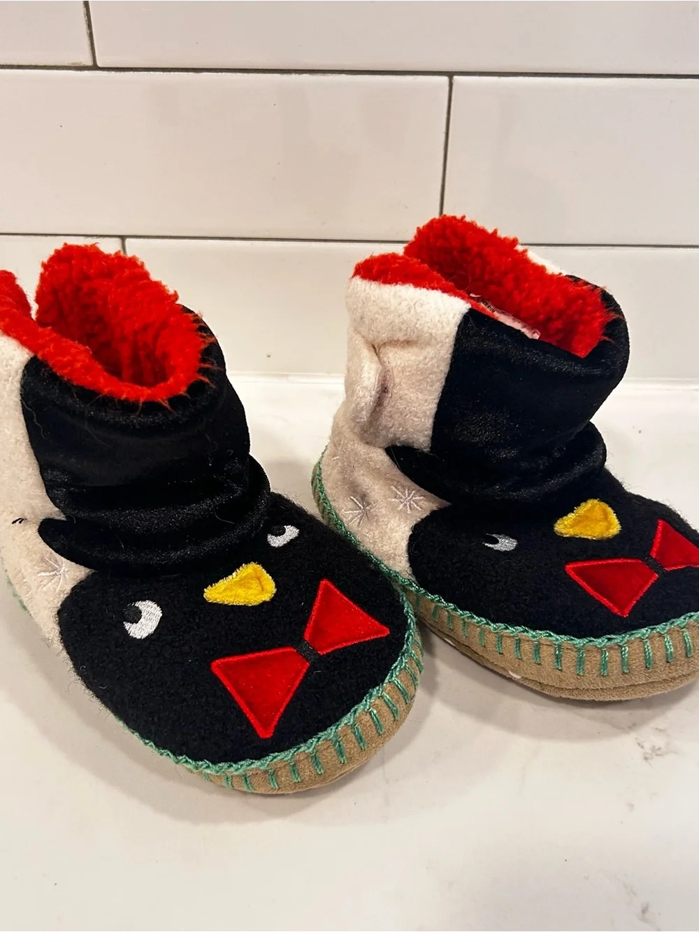 Hanna Andersson Toddler Penguin Slippers Woo Blend Size 9/10